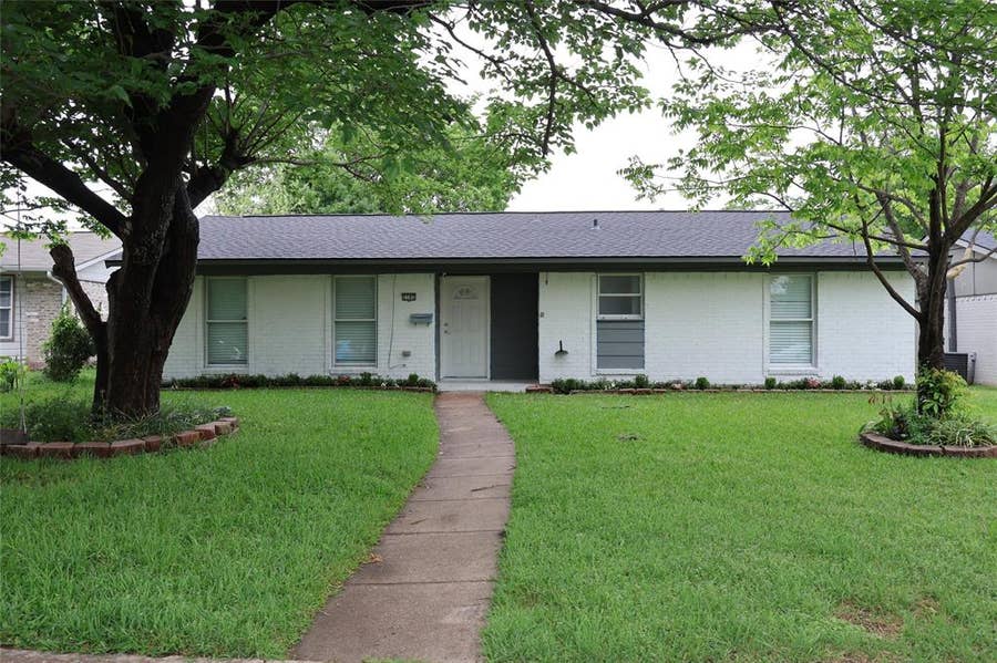 Property photo for 2105 Tiehack Lane, Garland, TX