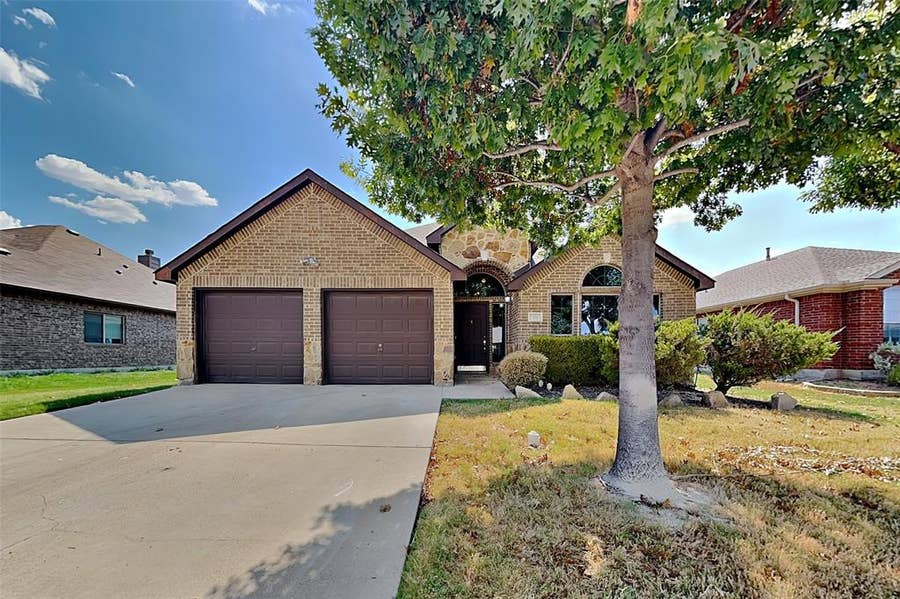 Property photo for 113 Bowie Street, Forney, TX