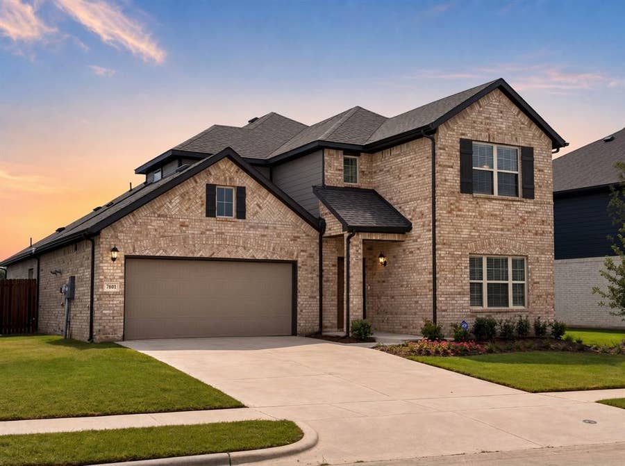 Property photo for 7601 Santolina Drive, Denton, TX