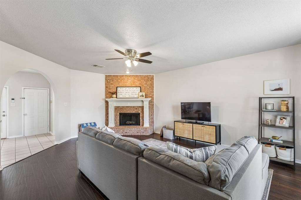 1532 Pine Bluff Drive, Allen, TX 75002 1532 Pine Bluff Drive, Allen, TX 75002