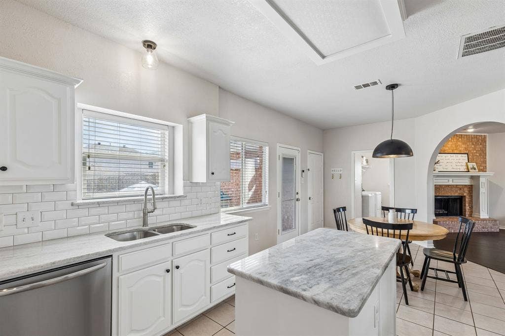 1532 Pine Bluff Drive, Allen, TX 75002 1532 Pine Bluff Drive, Allen, TX 75002