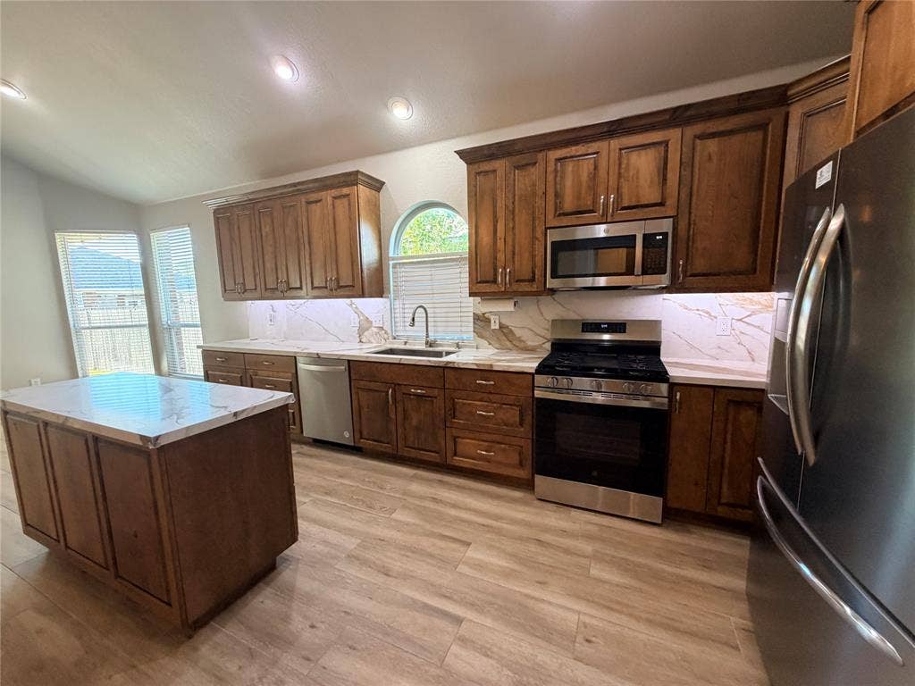 12917 Farmington Drive, Fort Worth, TX 76244 12917 Farmington Drive, Fort Worth, TX 76244
