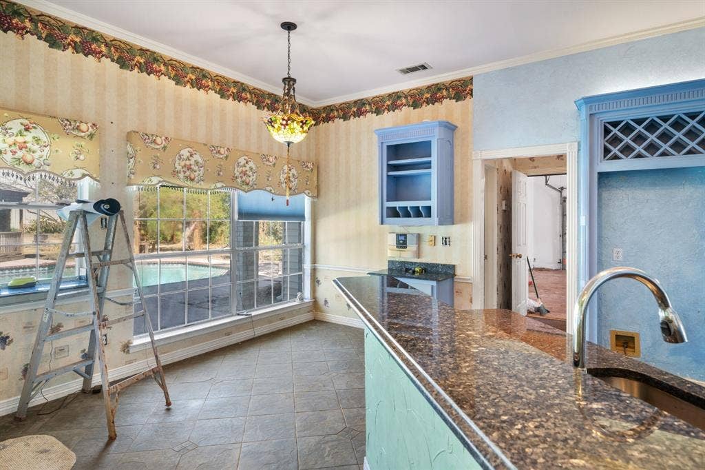 2941 N Mockingbird Lane, Midlothian, TX 76065