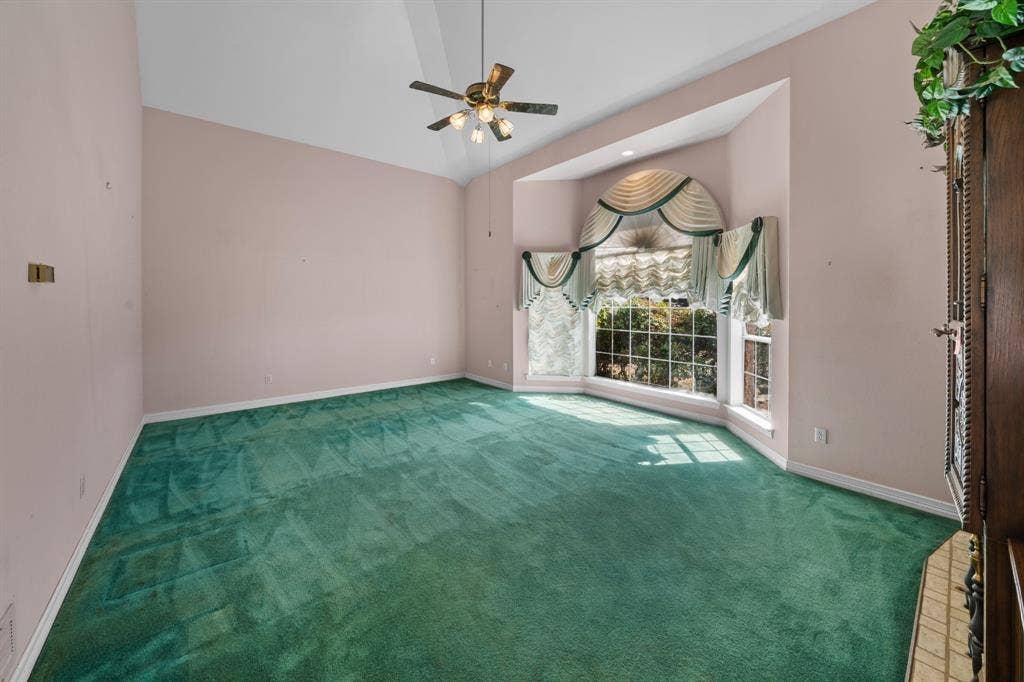 2941 N Mockingbird Lane, Midlothian, TX 76065