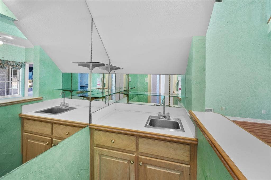 2941 N Mockingbird Lane, Midlothian, TX 76065