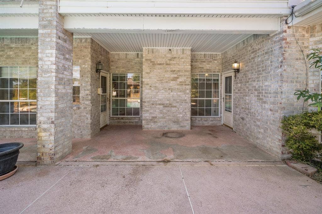 2941 N Mockingbird Lane, Midlothian, TX 76065