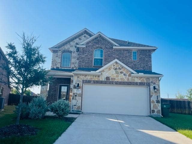 Property photo for 10001 Eagle Pass Place, McKinney, TX