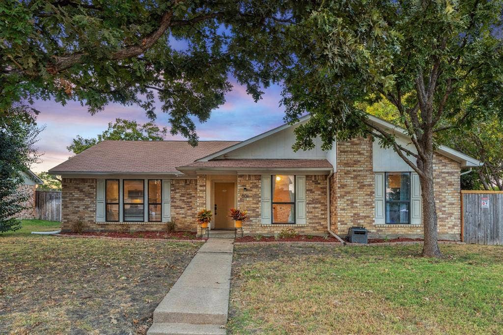 801 Whitehall Drive, Plano, TX 75023
