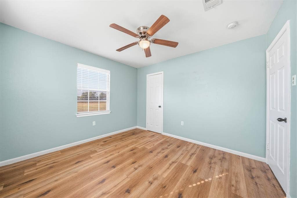 8707 E Highway 6, Riesel, TX 76682