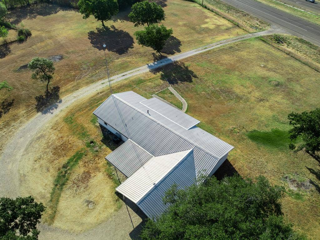 8707 E Highway 6, Riesel, TX 76682