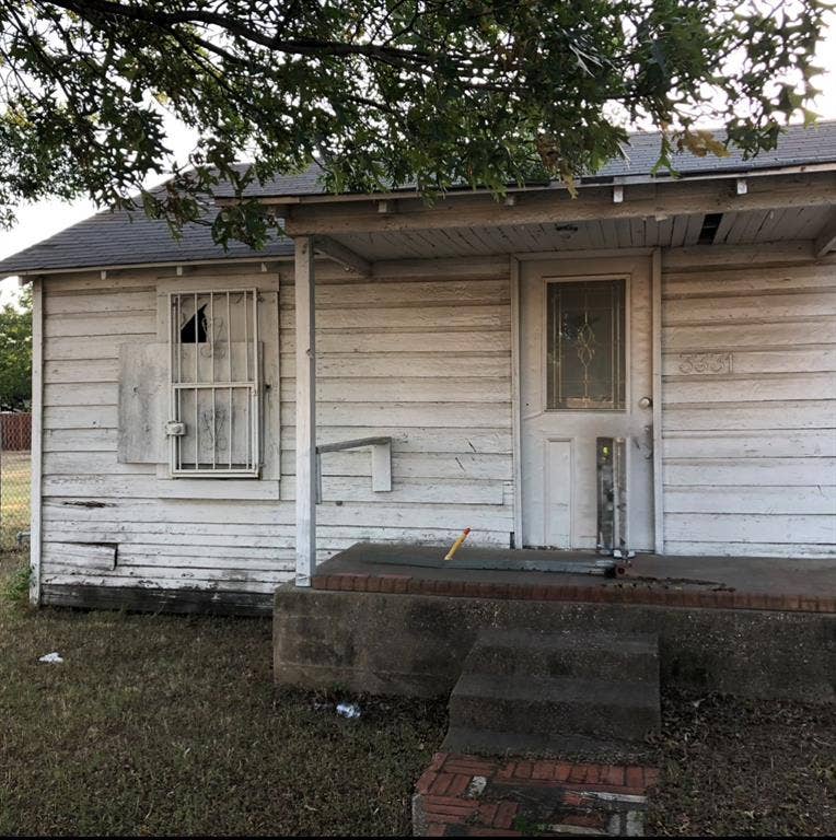 Property photo for 3331 Sylvan Avenue, Dallas, TX