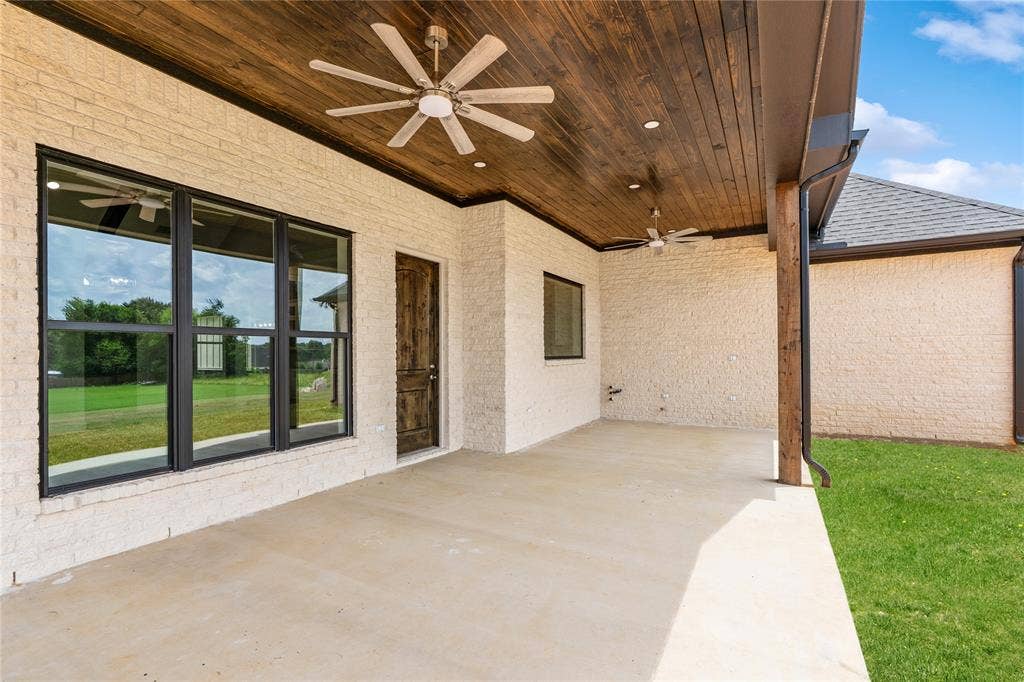 21604 Woodring Road, Bullard, TX 75757 21604 Woodring Road, Bullard, TX 75757