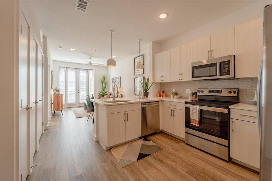 Property photo for 105 S Bishop Avenue, #227-1217, Dallas, TX