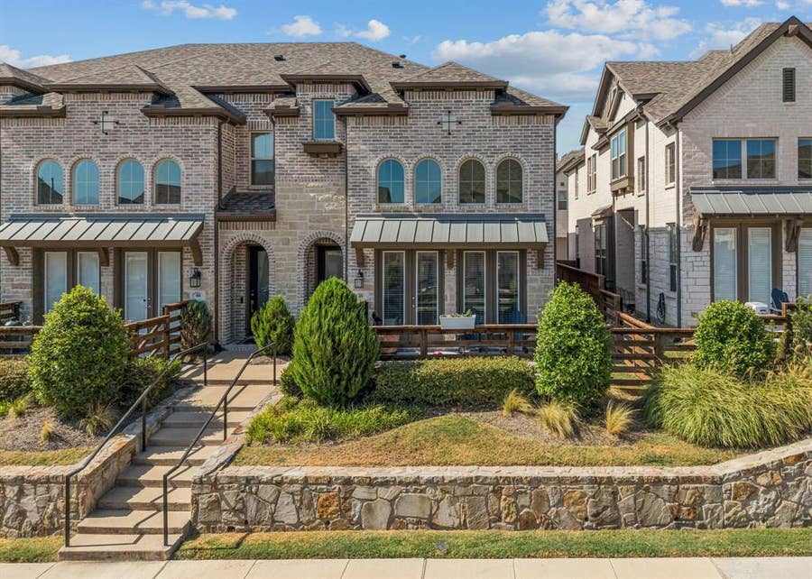 Property photo for 400 Blue Creek Cove, McKinney, TX