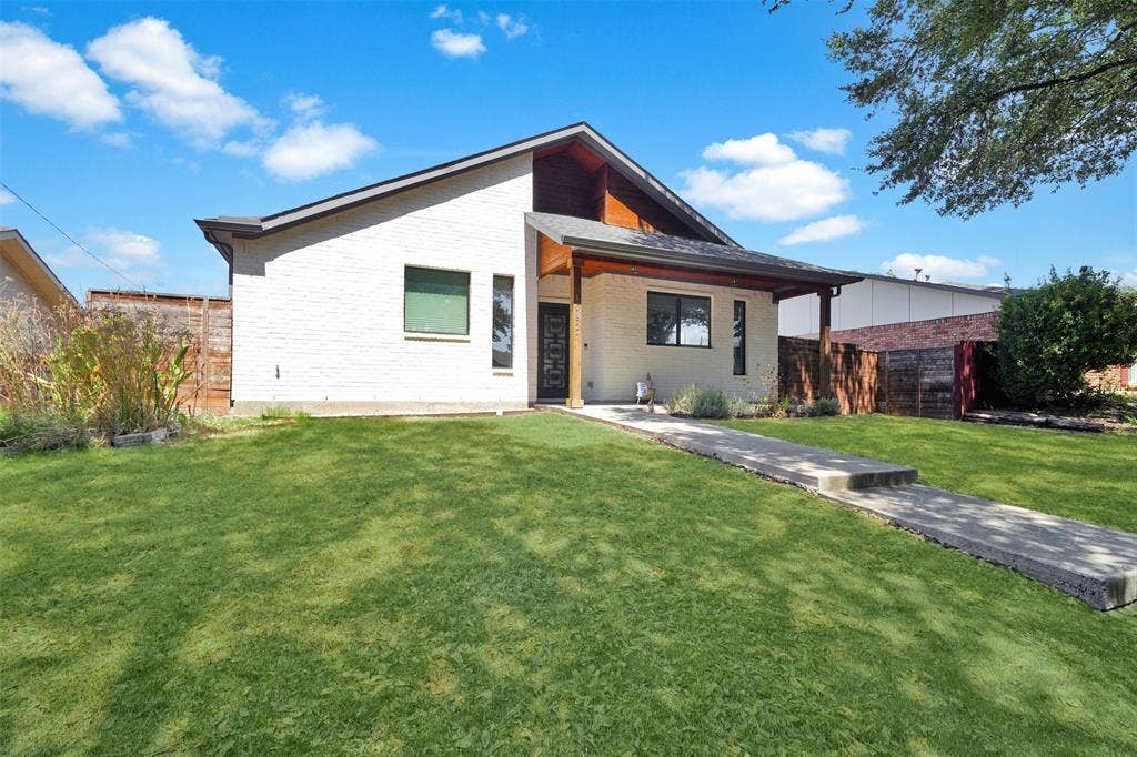 10827 Wallbrook Drive, Dallas, TX 75238 10827 Wallbrook Drive, Dallas, TX 75238