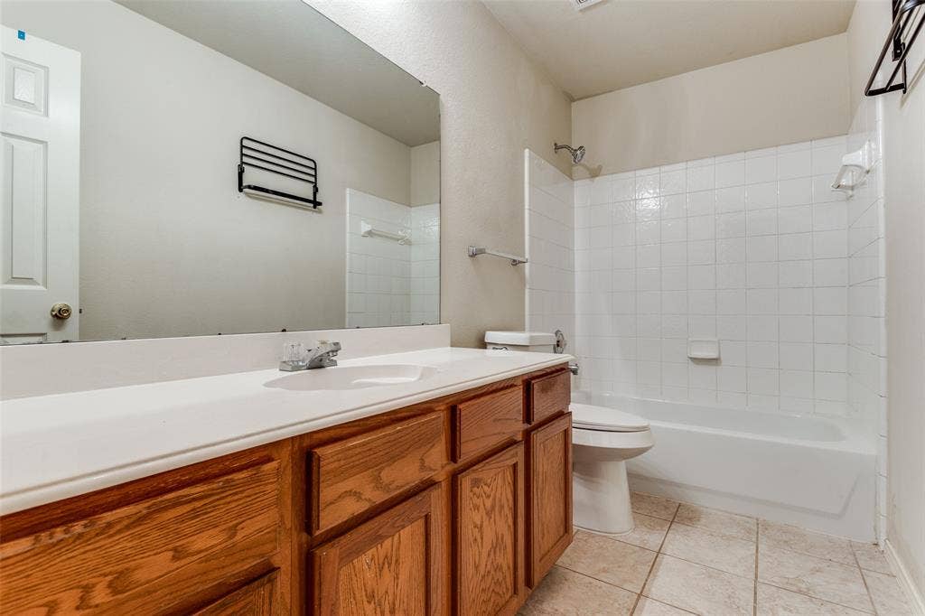 9710 Revolution Way, Frisco, TX 75033 9710 Revolution Way, Frisco, TX 75033
