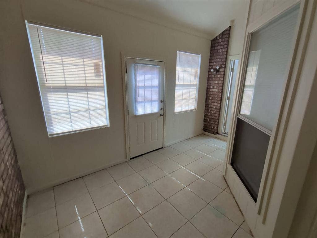 4819 Brady Court, Arlington, TX 76018 4819 Brady Court, Arlington, TX 76018