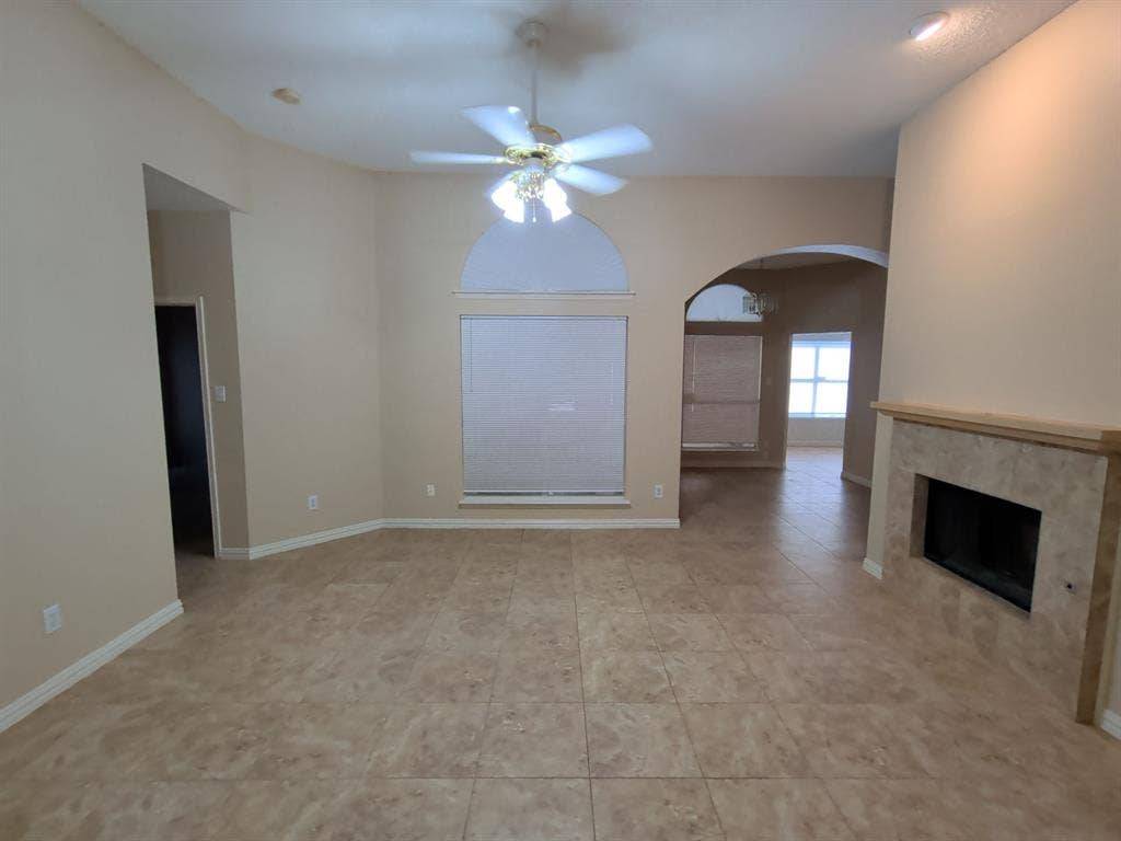4819 Brady Court, Arlington, TX 76018 4819 Brady Court, Arlington, TX 76018