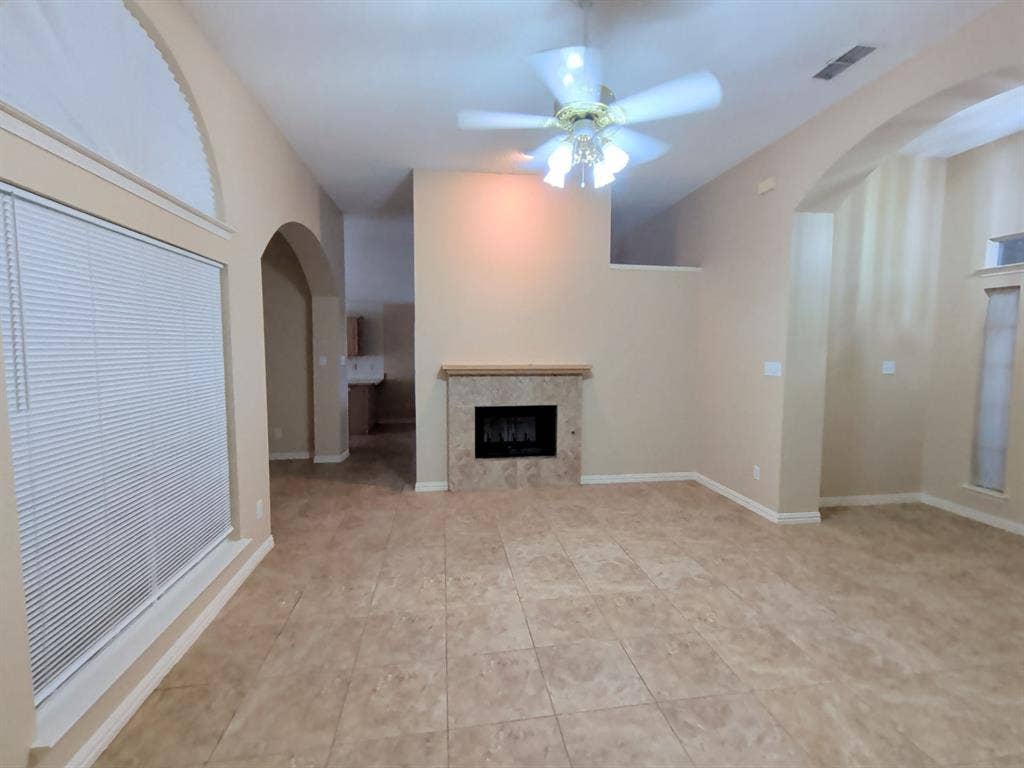 4819 Brady Court, Arlington, TX 76018 4819 Brady Court, Arlington, TX 76018