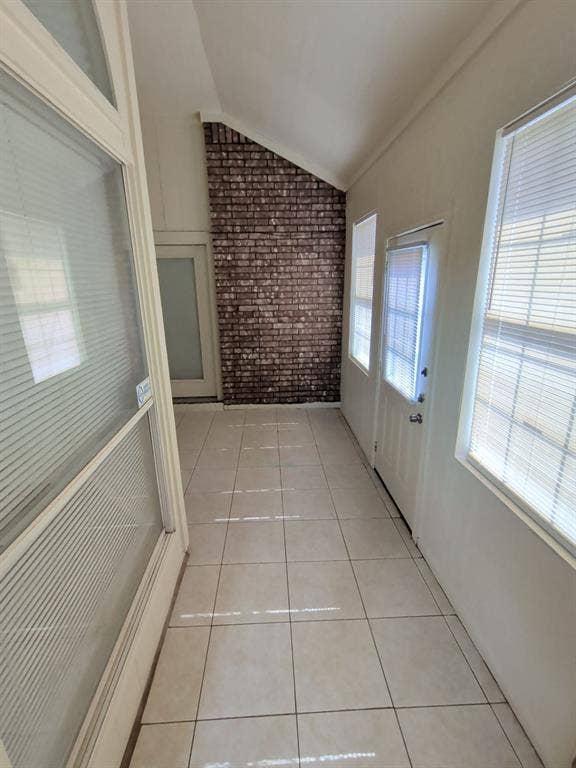 4819 Brady Court, Arlington, TX 76018 Mud room