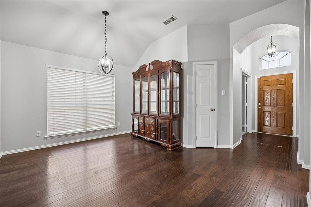 616 Kari Anne Lane, DeSoto, TX 75115 616 Kari Anne Lane, DeSoto, TX 75115