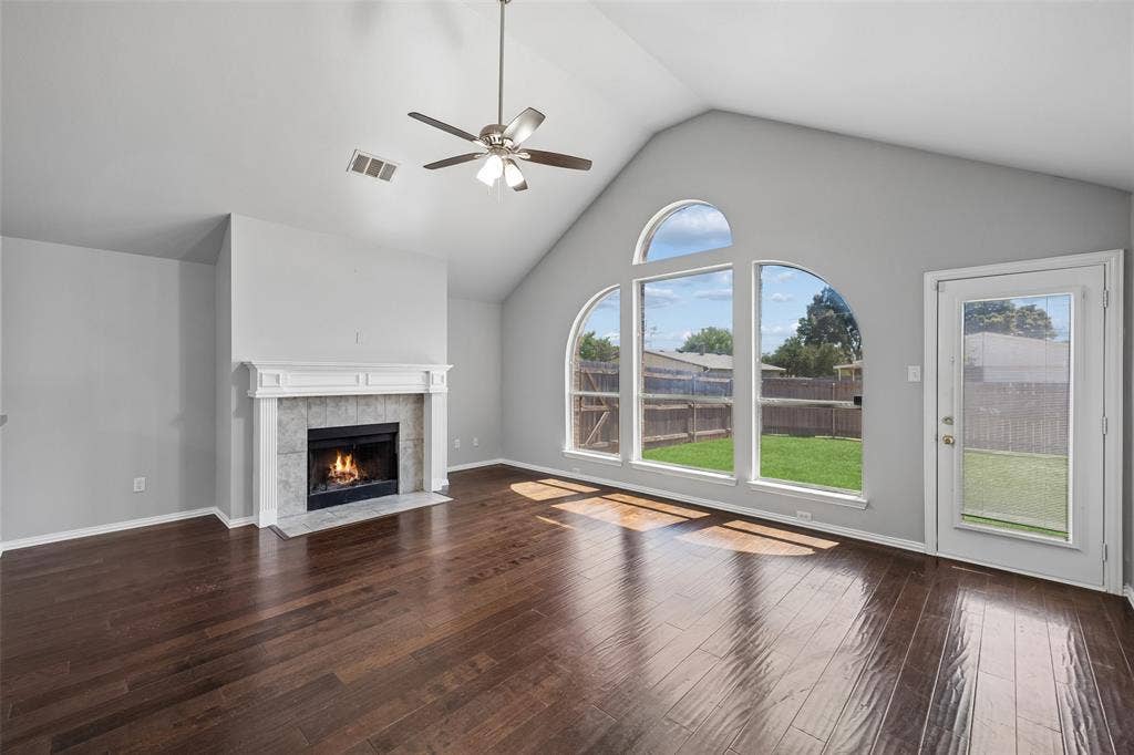 616 Kari Anne Lane, DeSoto, TX 75115 616 Kari Anne Lane, DeSoto, TX 75115