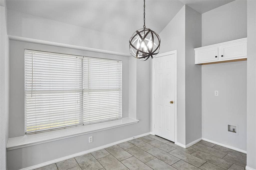616 Kari Anne Lane, DeSoto, TX 75115 616 Kari Anne Lane, DeSoto, TX 75115