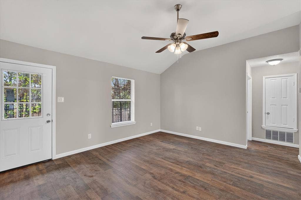 201 West Lane, West Tawakoni, TX 75474 201 West Lane, West Tawakoni, TX 75474