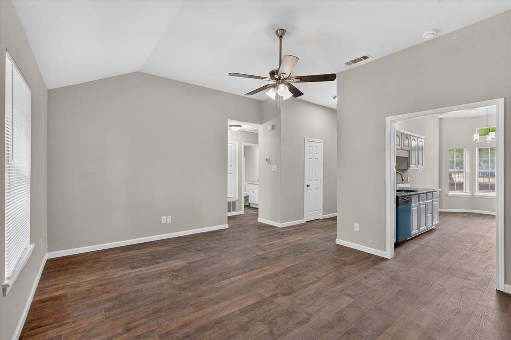 201 West Lane, West Tawakoni, TX 75474 201 West Lane, West Tawakoni, TX 75474