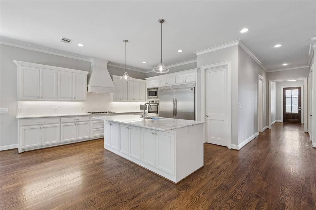6030 Vickery Boulevard, Dallas, TX 75206 6030 Vickery Boulevard, Dallas, TX 75206