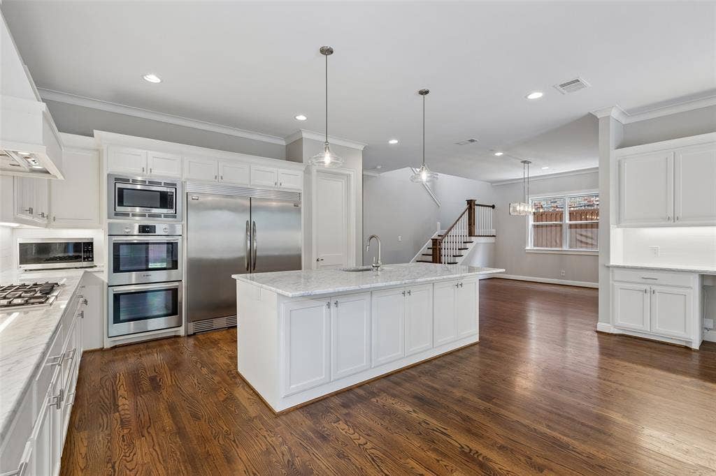 6030 Vickery Boulevard, Dallas, TX 75206 6030 Vickery Boulevard, Dallas, TX 75206