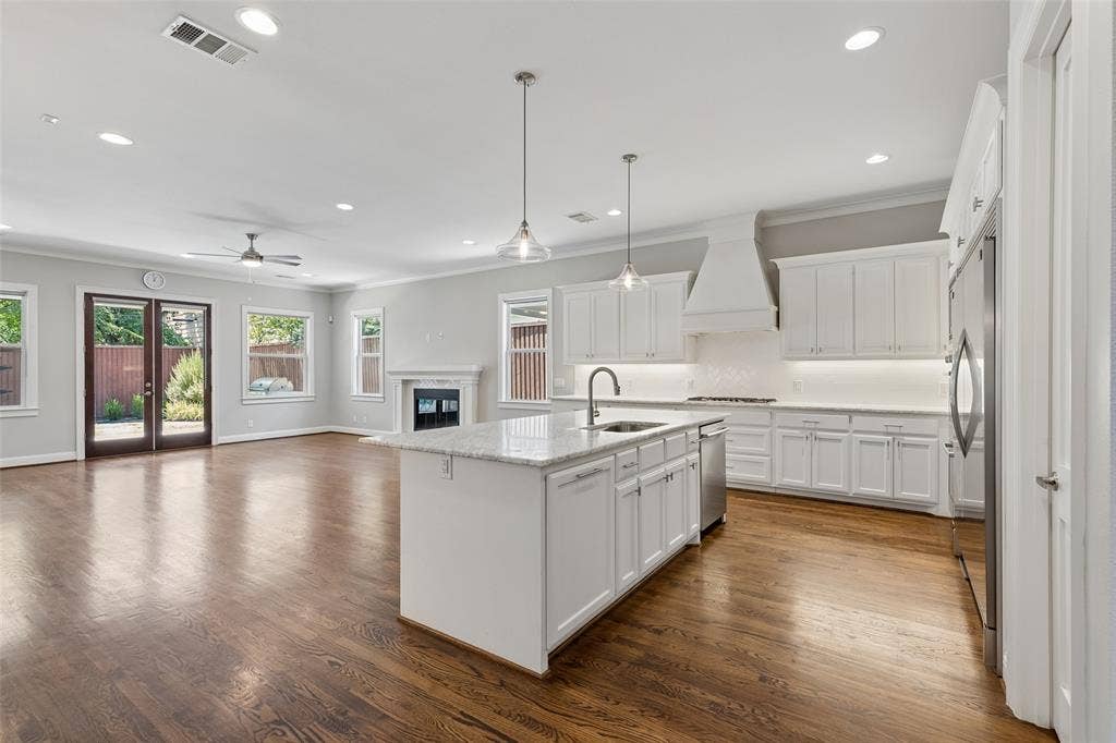 6030 Vickery Boulevard, Dallas, TX 75206 6030 Vickery Boulevard, Dallas, TX 75206