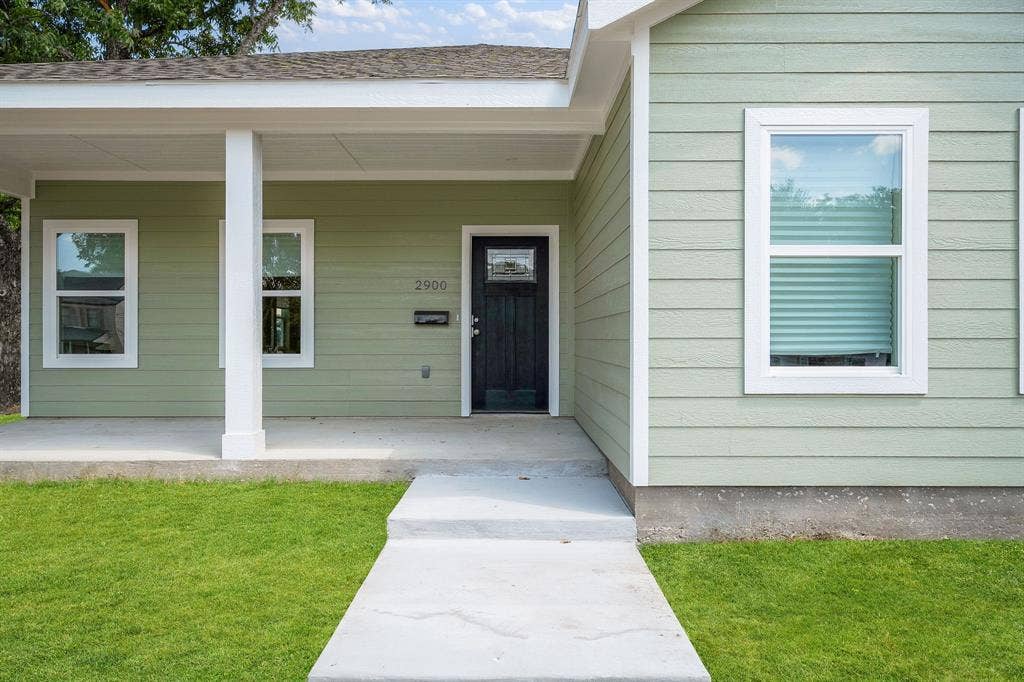 2900 Maryland Avenue, Dallas, TX 75216