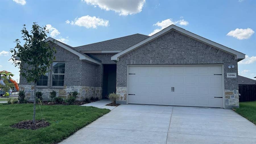 Property photo for 1316 Twisted Brook Drive, Josephine, TX