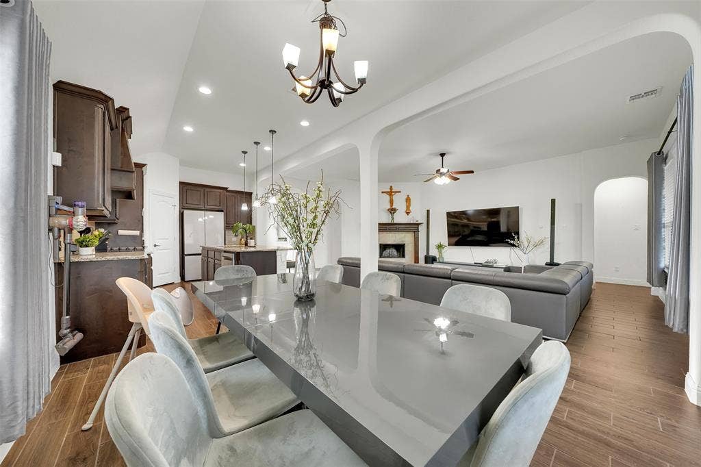 413 Tucker Trail, Midlothian, TX 76065 413 Tucker Trail, Midlothian, TX 76065