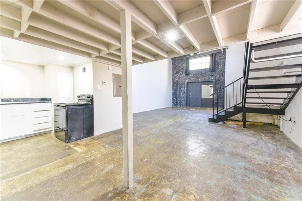2501 S Harwood Street, #12, Dallas, TX 75215 2501 S Harwood Street, #12, Dallas, TX 75215
