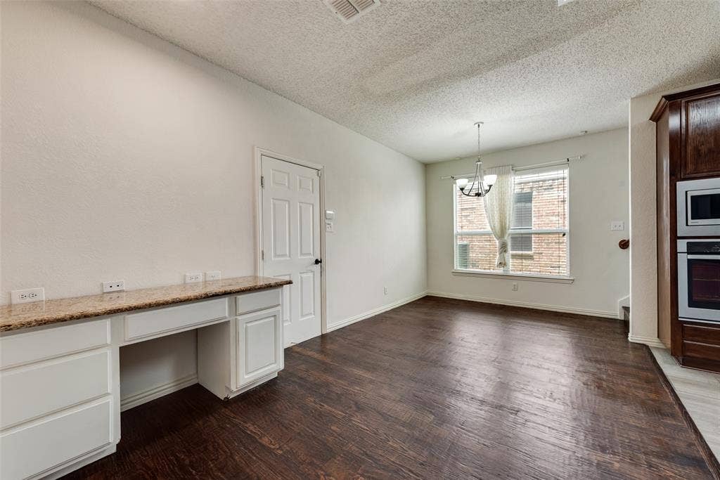 3532 Dripping Springs Drive, Plano, TX 75025 3532 Dripping Springs Drive, Plano, TX 75025