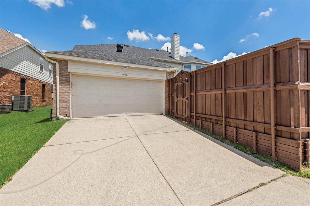 3532 Dripping Springs Drive, Plano, TX 75025 3532 Dripping Springs Drive, Plano, TX 75025