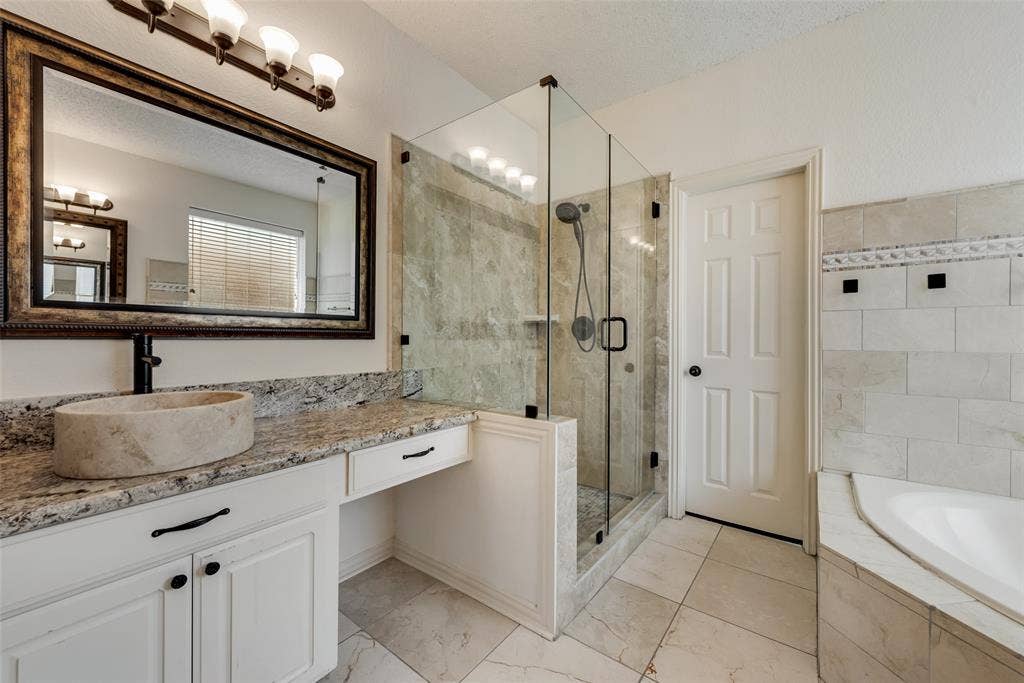 3532 Dripping Springs Drive, Plano, TX 75025 3532 Dripping Springs Drive, Plano, TX 75025