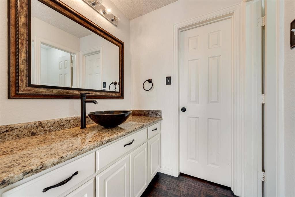 3532 Dripping Springs Drive, Plano, TX 75025 3532 Dripping Springs Drive, Plano, TX 75025