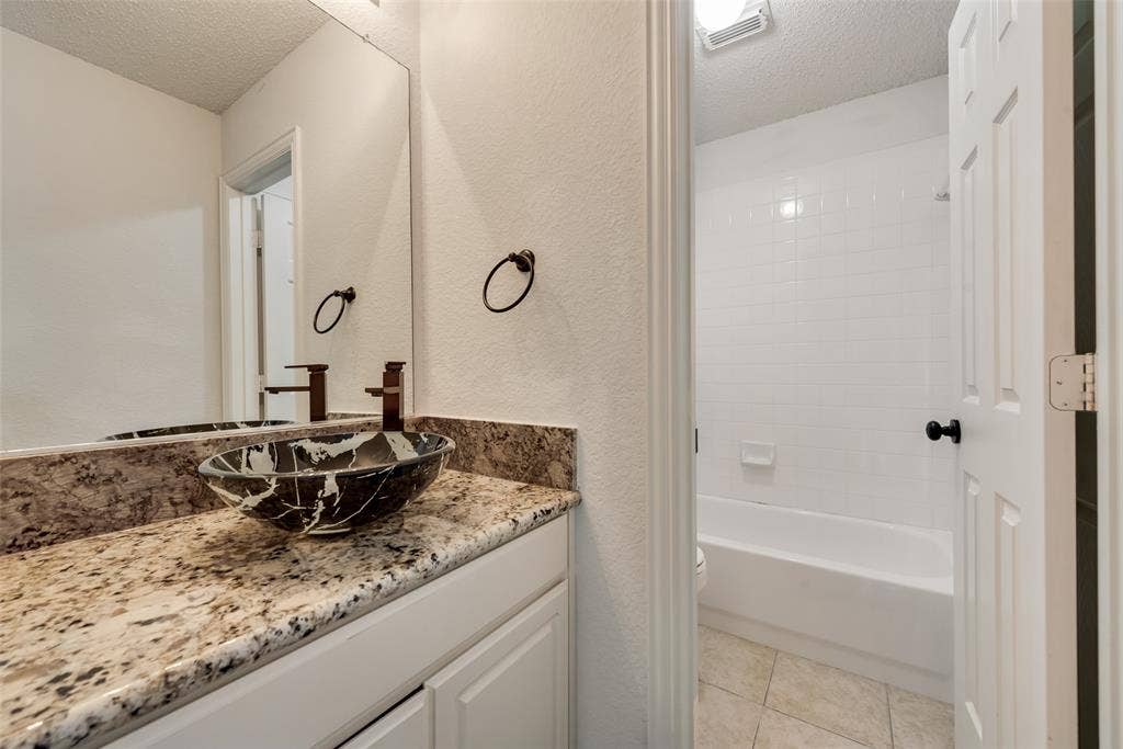 3532 Dripping Springs Drive, Plano, TX 75025 3532 Dripping Springs Drive, Plano, TX 75025