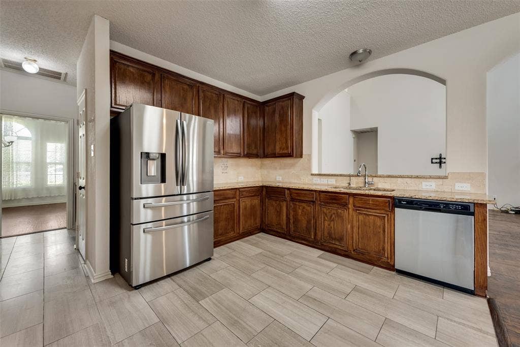 3532 Dripping Springs Drive, Plano, TX 75025 3532 Dripping Springs Drive, Plano, TX 75025