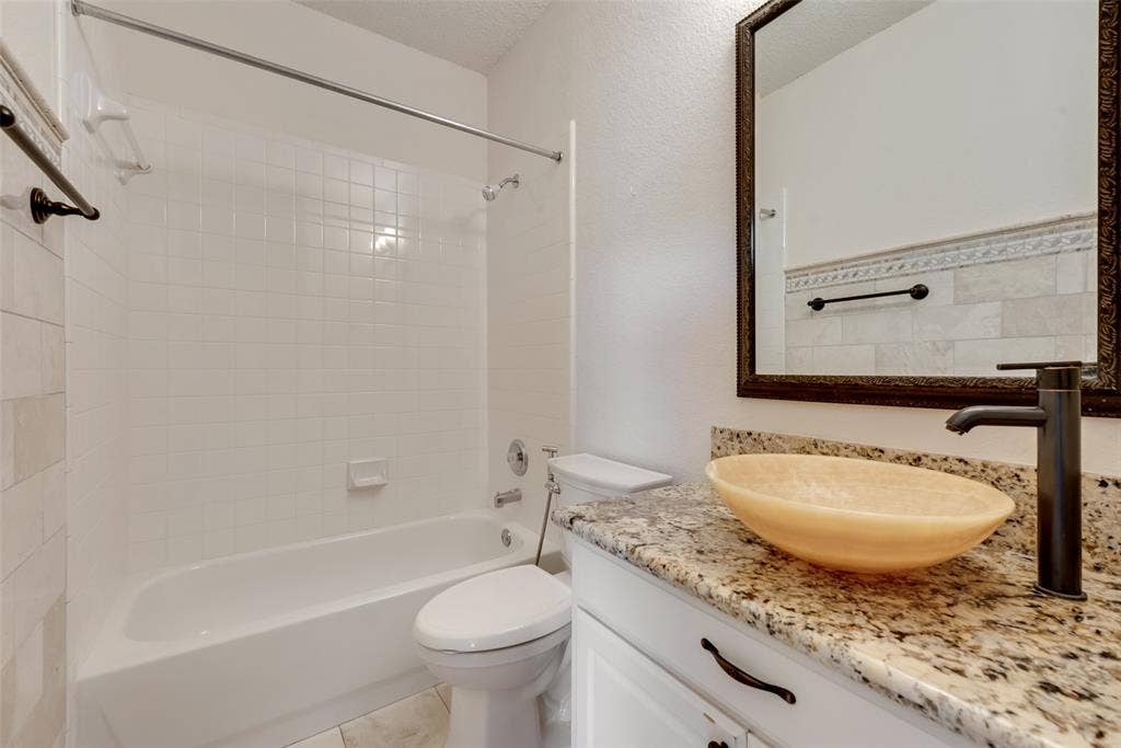 3532 Dripping Springs Drive, Plano, TX 75025 3532 Dripping Springs Drive, Plano, TX 75025
