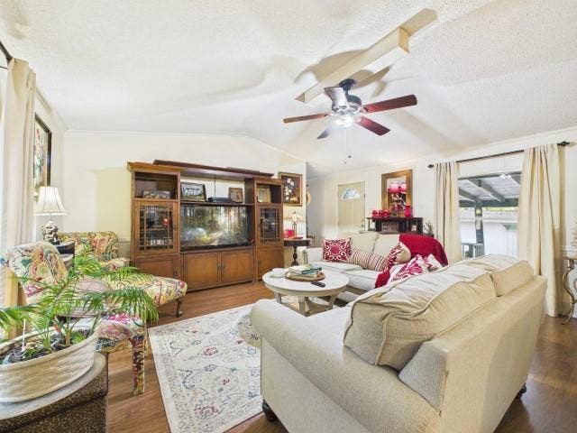 119 Blackfoot Drive, Mabank, TX 75156 119 Blackfoot Drive, Mabank, TX 75156
