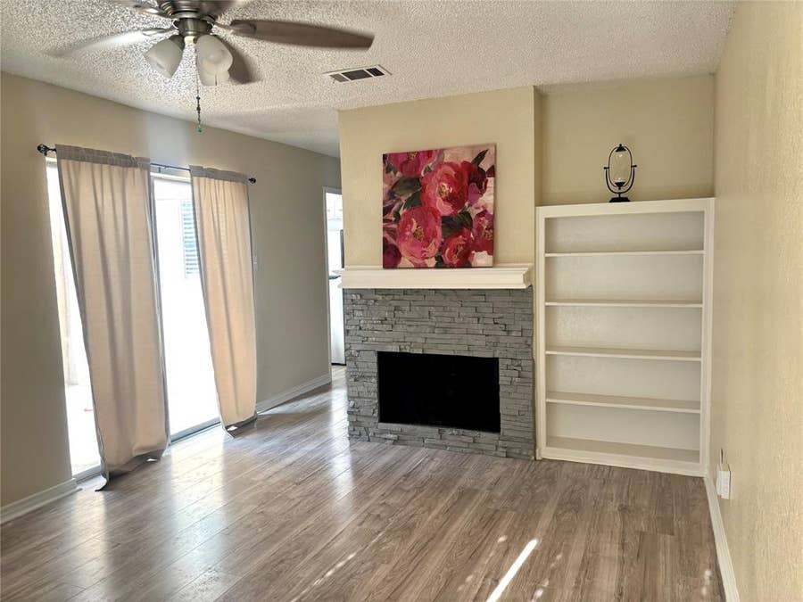 Property photo for 2760 Parkchester Drive, Arlington, TX