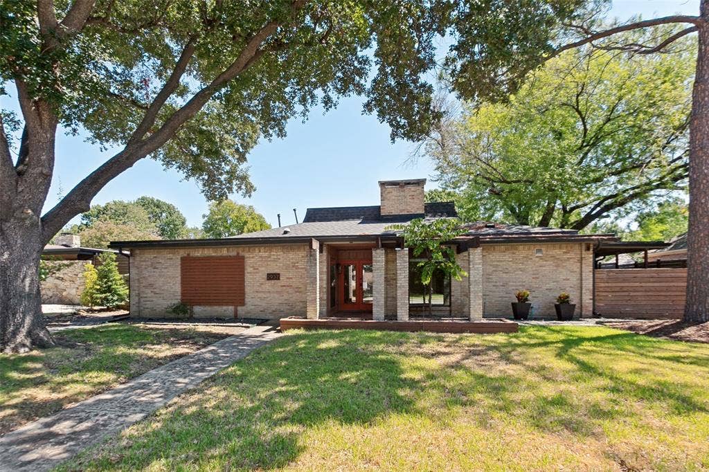 2937 Forest Hills Lane, Richardson, TX 75080 Mid century modern architecture