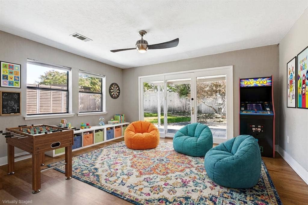 2937 Forest Hills Lane, Richardson, TX 75080 Hardwood-style flooring, dual windows, and ceiling fan