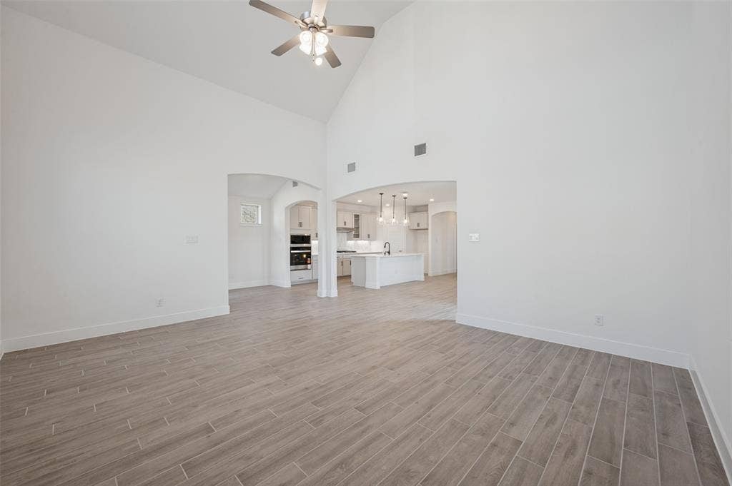 400 Buffalo Grass Drive, Euless, TX 76039 400 Buffalo Grass Drive, Euless, TX 76039