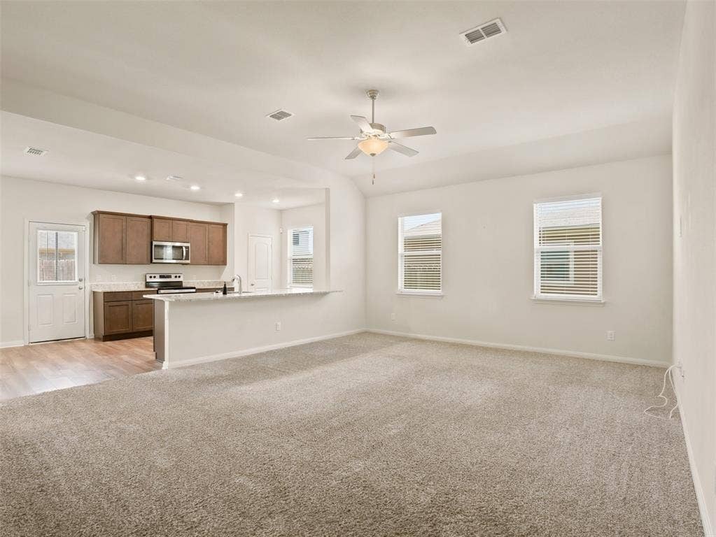 8524 Buck Mountain Pass, Fort Worth, TX 76179 8524 Buck Mountain Pass, Fort Worth, TX 76179