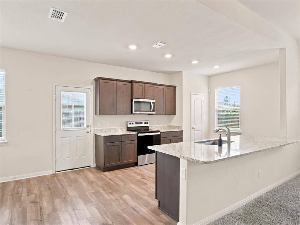 8524 Buck Mountain Pass, Fort Worth, TX 76179 8524 Buck Mountain Pass, Fort Worth, TX 76179